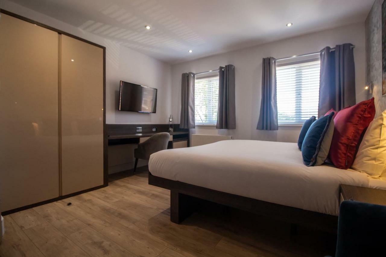 بيتربرو Signature Suites المظهر الخارجي الصورة