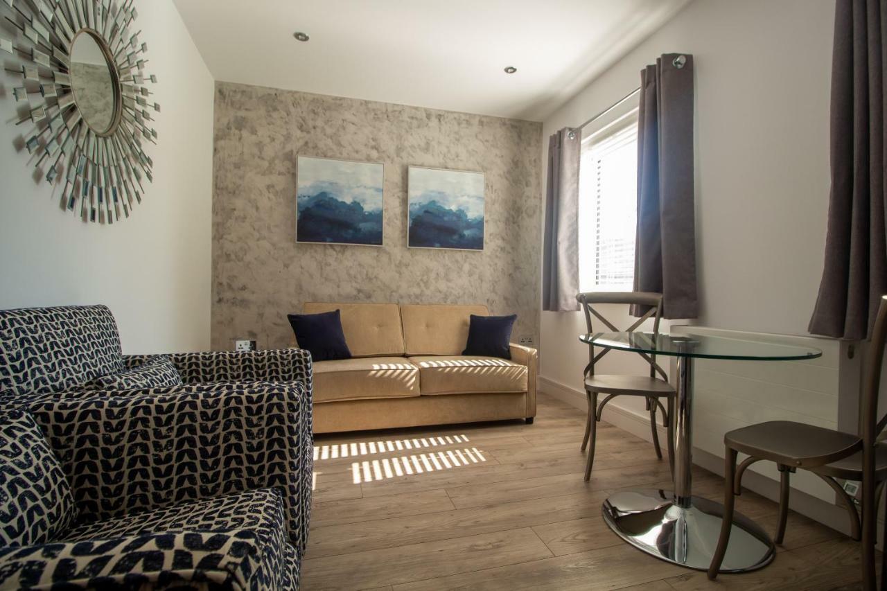 بيتربرو Signature Suites المظهر الخارجي الصورة